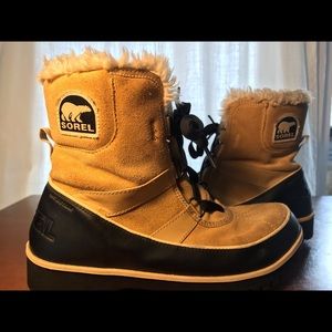 Sorel Tivoli II. Suede snow boots. Women size 8
